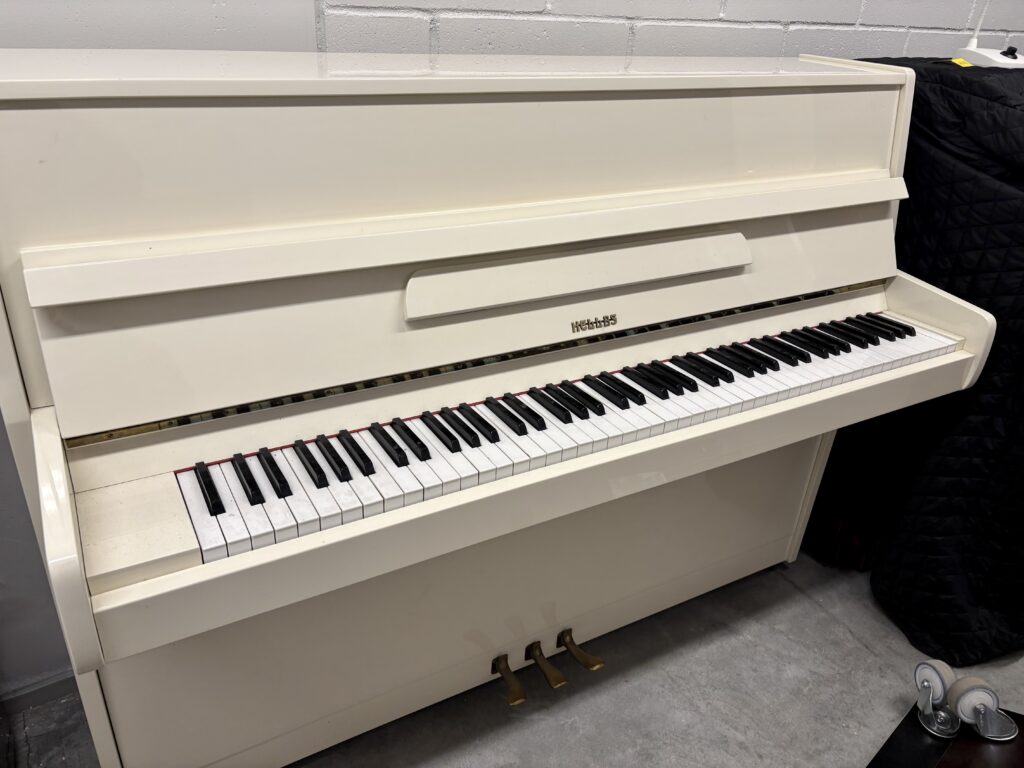 Hellas, klaverite müük, ungruklaver OÜ