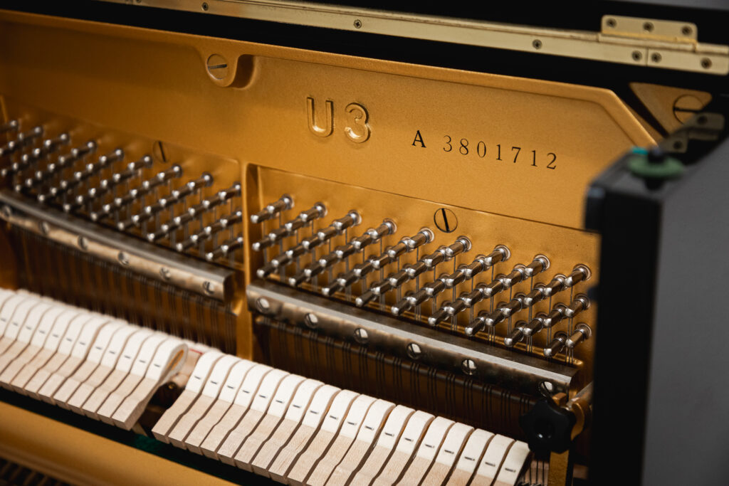 Yamaha U3 ; klaverite müük