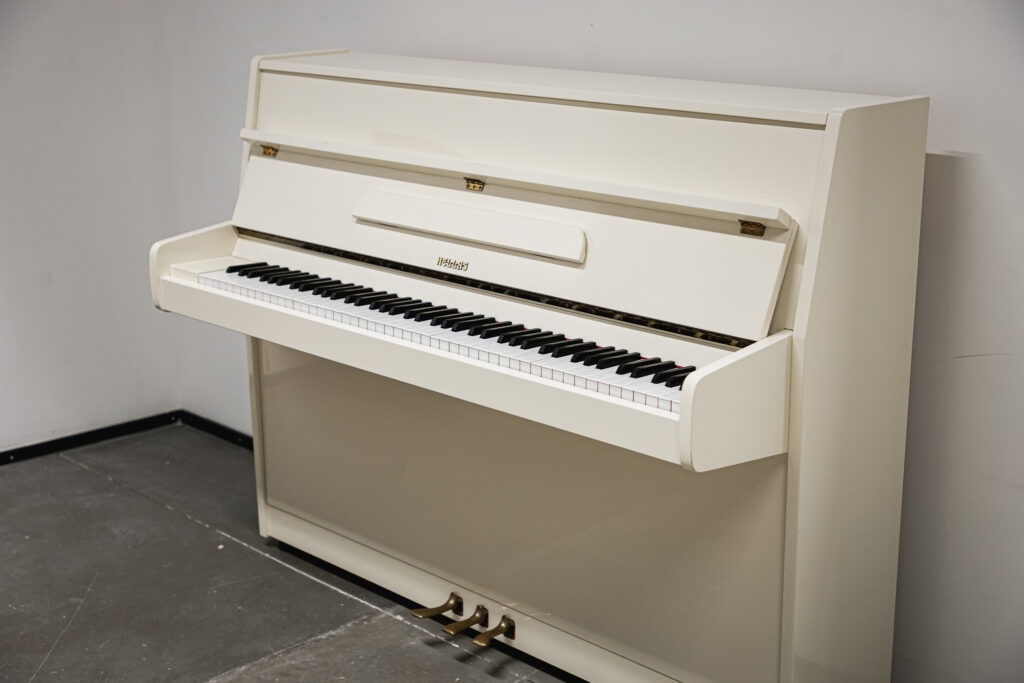 Hellas, klaverite müük, ungruklaver OÜ